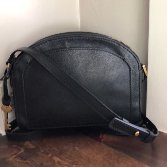 chelsea crossbody fossil